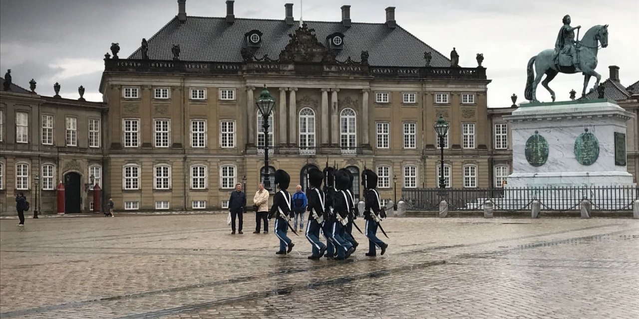 Inspiration to a tour to the  3 Nordic Royal Capitals